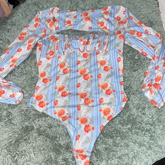 Free People Center Stage Open Back Floral Stripe Long Sleeve Printed Bodysuit - Picture 4 of 7